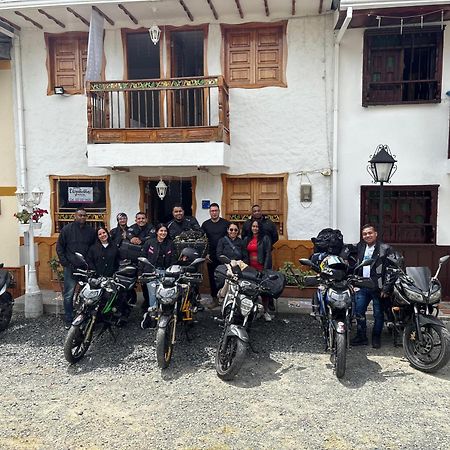 סאלנטו Elizabetha Hostal מראה חיצוני תמונה