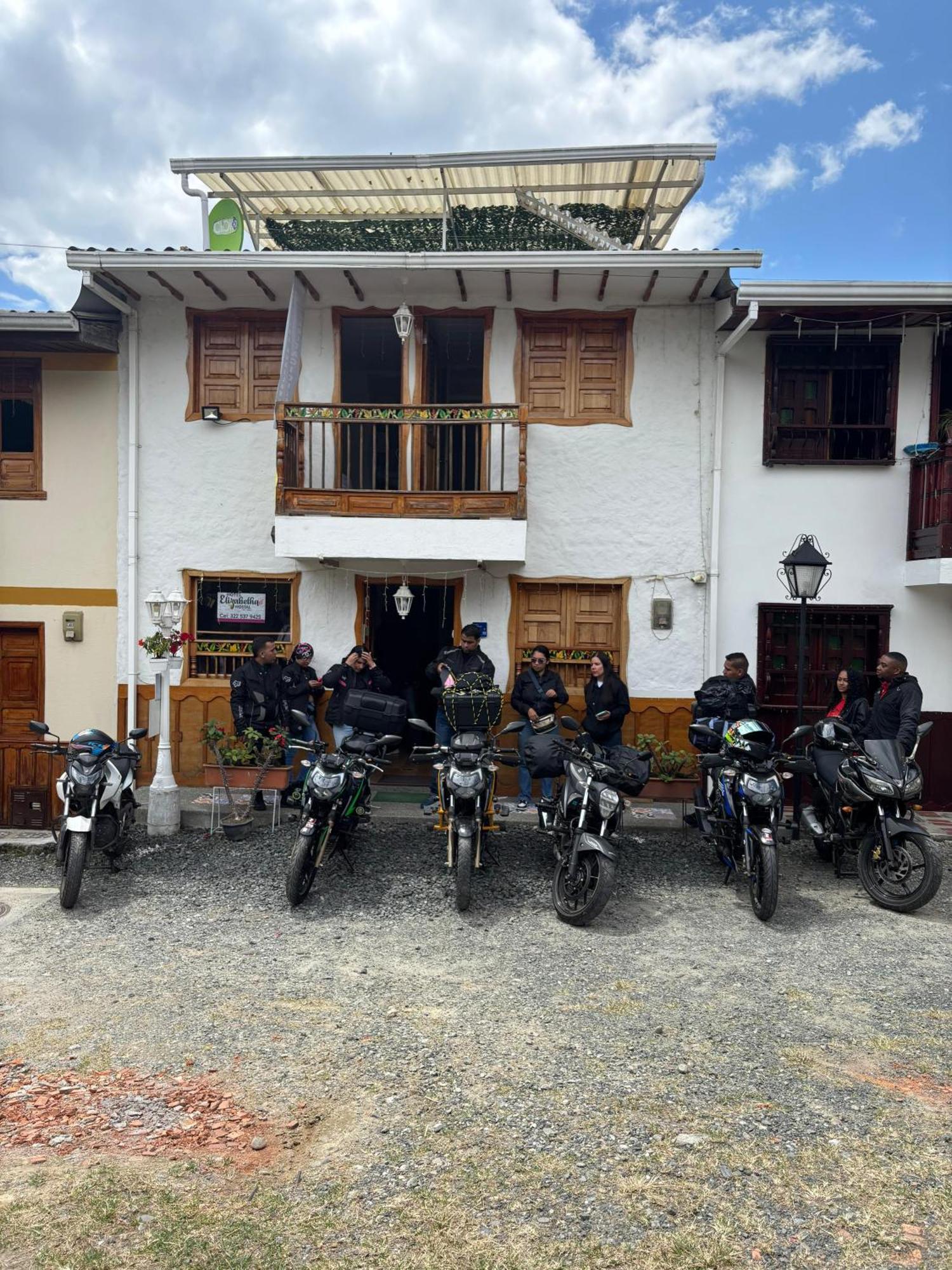 סאלנטו Elizabetha Hostal מראה חיצוני תמונה