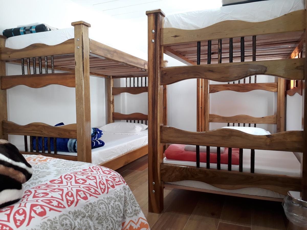 סאלנטו Elizabetha Hostal מראה חיצוני תמונה