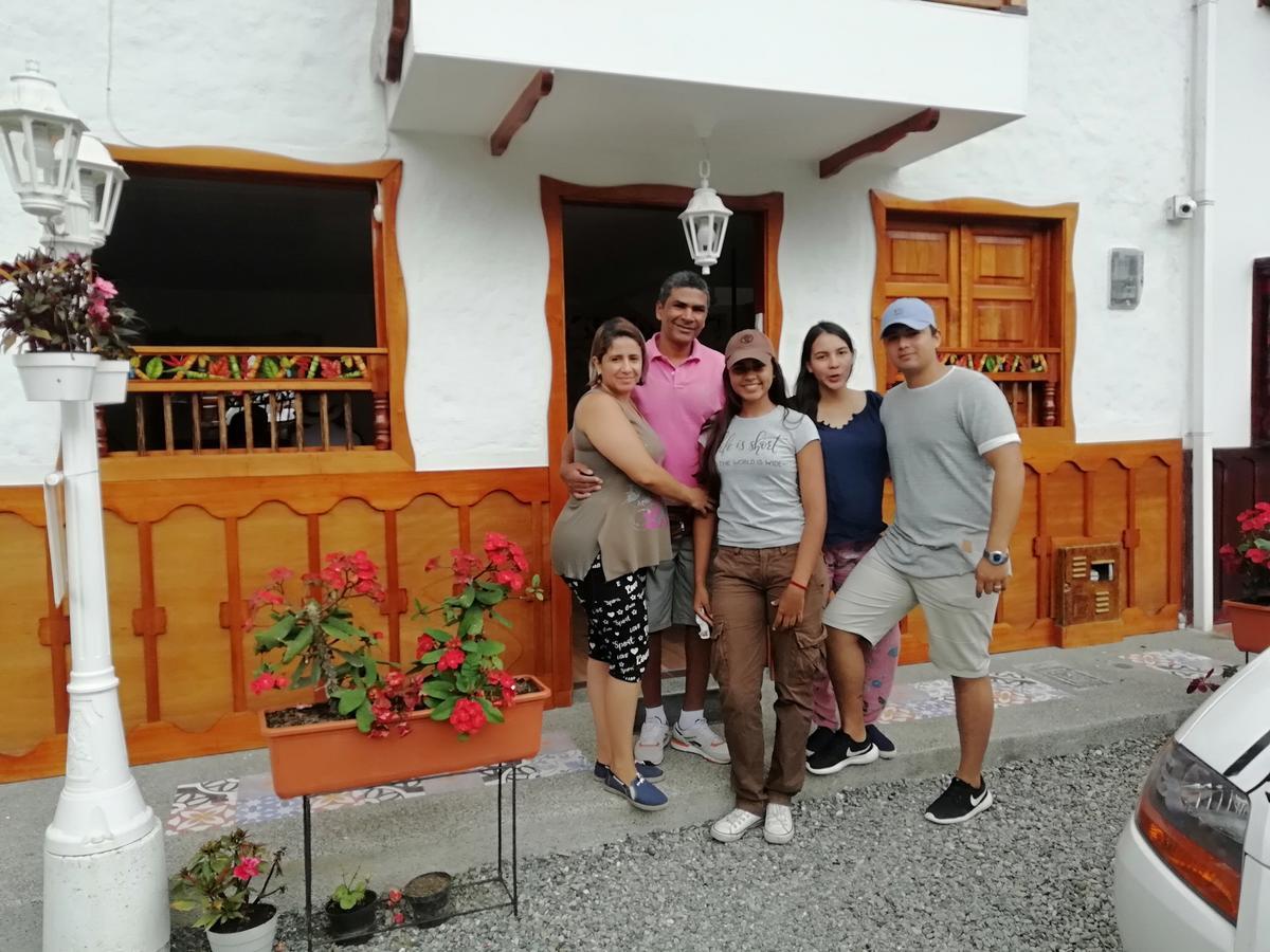 סאלנטו Elizabetha Hostal מראה חיצוני תמונה